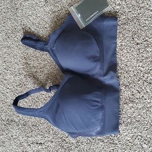 NWT Underoutfit bra